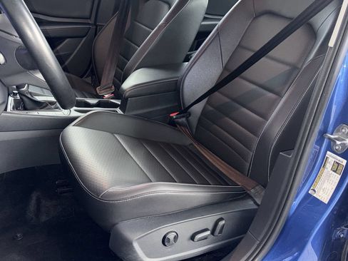 Used 2024 Volkswagen Jetta SE FWD image 13