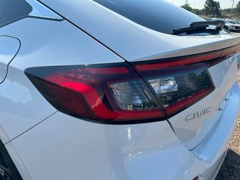 Used 2024 Honda Civic Sport Touring image 11