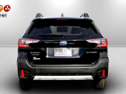 Used 2022 Subaru Outback Limited image 6