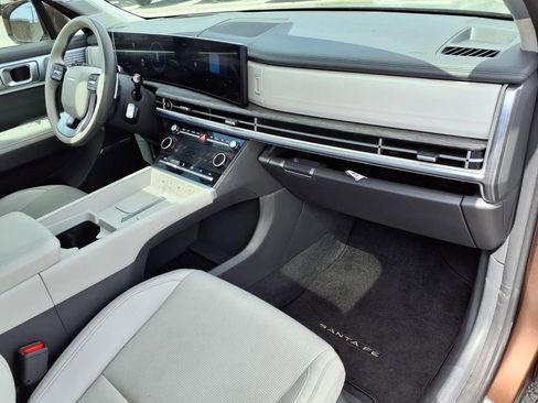 Used 2025 Hyundai Santa Fe Calligraphy image 11