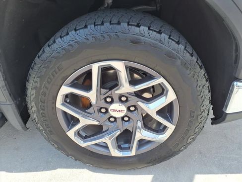Used 2025 GMC Sierra 1500 SLT w/ SLT Premium Package AWD/4WD image 7