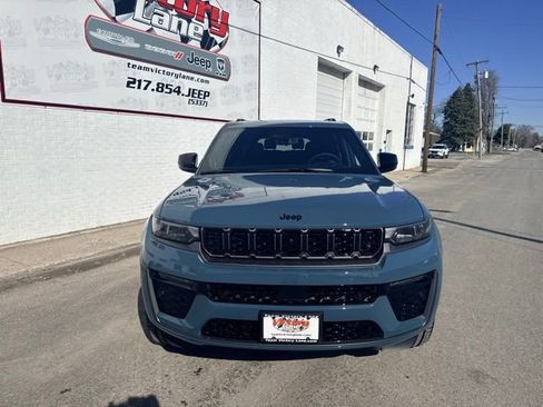 New 2026 Jeep Grand Cherokee L Limited image 2
