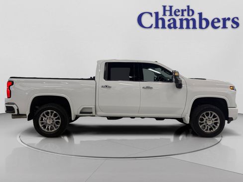 Used 2025 Chevrolet Silverado 2500 LTZ w/ Z71 Chrome Sport Edition image 2