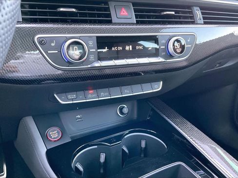 Used 2021 Audi S4 Premium Plus w/ Premium Plus Package AWD/4WD image 32