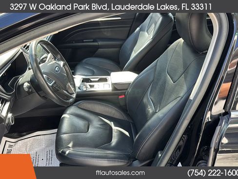 Used 2017 Ford Fusion Titanium image 16