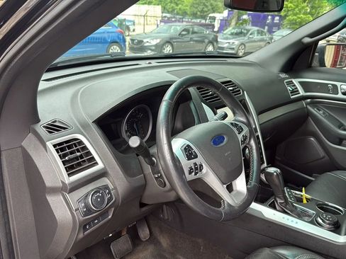 Used 2014 Ford Explorer Sport w/ Equipment Group 401A AWD/4WD image 13