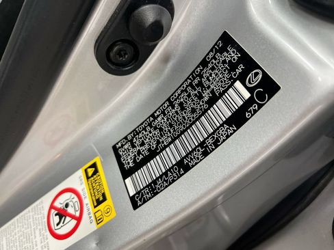Used 2013 Lexus ES 300h w/ Premium Pkg FWD image 28
