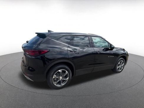 Used 2025 Chevrolet Blazer LT image 16