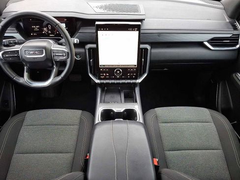 Used 2025 GMC Acadia Elevation image 26