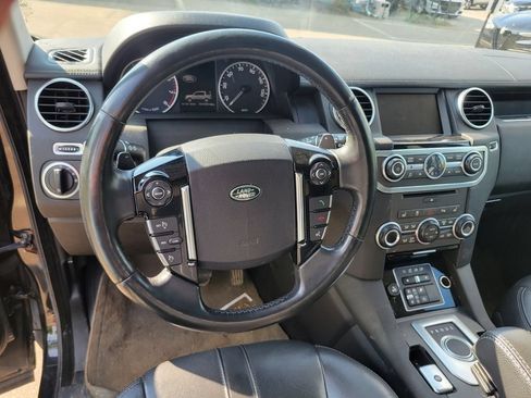 Used 2016 Land Rover LR4 HSE AWD/4WD image 15