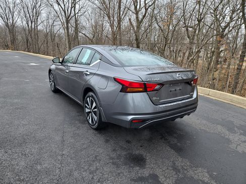 Used 2022 Nissan Altima 2.5 SV image 6