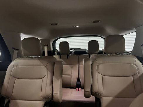 Used 2020 Ford Explorer XLT w/ Equipment Group 202A image 13