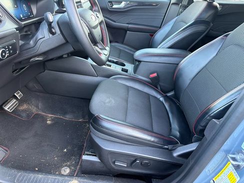 Used 2023 Ford Escape ST-Line Select AWD/4WD image 17