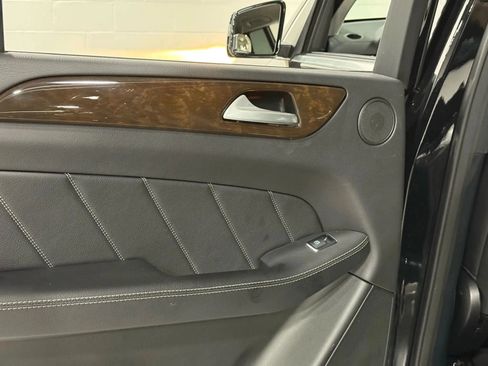 Used 2016 Mercedes-Benz GL 450 4MATIC image 59