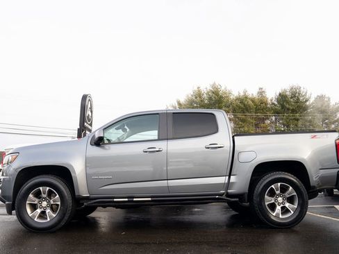 Used 2018 Chevrolet Colorado Z71 image 3