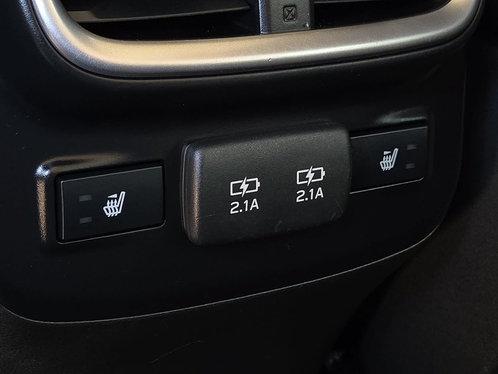 Used 2022 Subaru Outback Limited AWD/4WD image 11