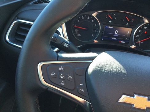 Used 2024 Chevrolet Equinox LT image 18