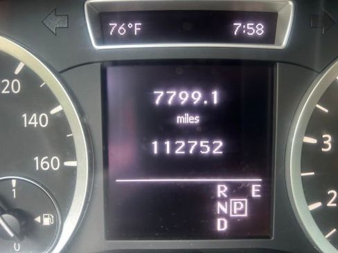 Used 2019 INFINITI QX30 FWD image 14