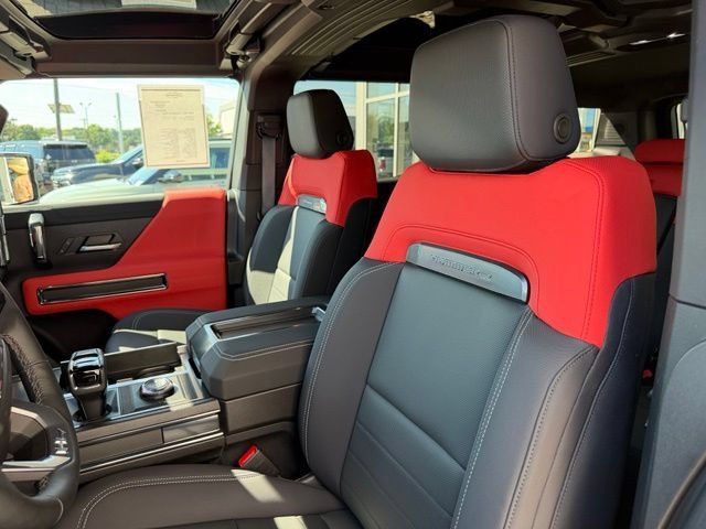 Certified 2026 GMC Hummer EV 3X w/ Carbon Fiber Edition Package AWD/4WD image 22