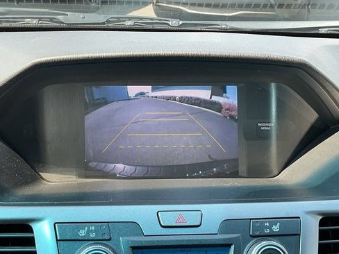 Used 2011 Honda Odyssey Touring image 35