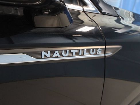 Used 2022 Lincoln Nautilus Reserve w/ Equipment Group 201A AWD/4WD image 41