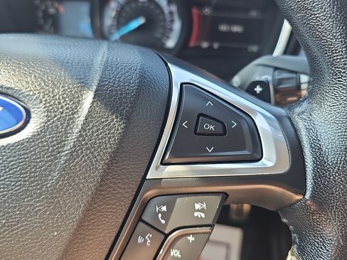 Used 2017 Ford Fusion Titanium FWD image 20