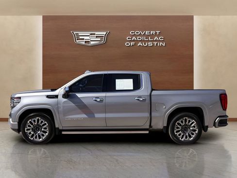 Used 2023 GMC Sierra 1500 Denali Ultimate image 2