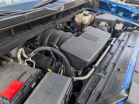 Used 2023 Chevrolet Silverado 1500 LT image 44