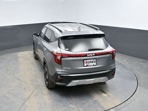 Used 2025 Kia Seltos S image 36