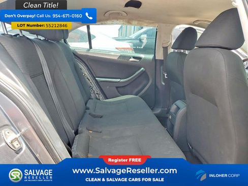 Used 2016 Volkswagen Jetta SE FWD image 13
