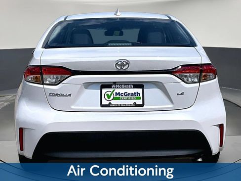 Used 2025 Toyota Corolla LE FWD image 7