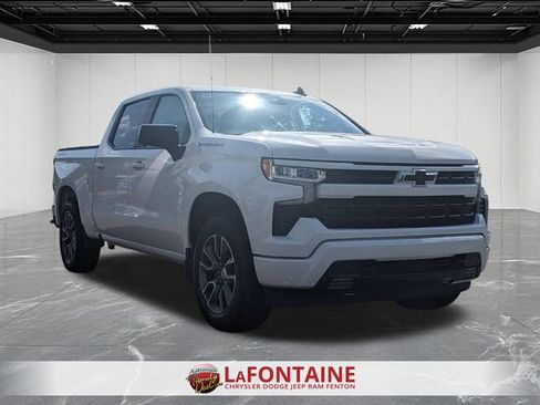 Used 2022 Chevrolet Silverado 1500 RST AWD/4WD image 7