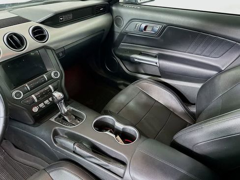 Used 2020 Ford Mustang Premium RWD image 11