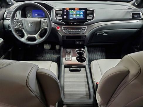 Certified 2023 Honda Passport EX-L image 17