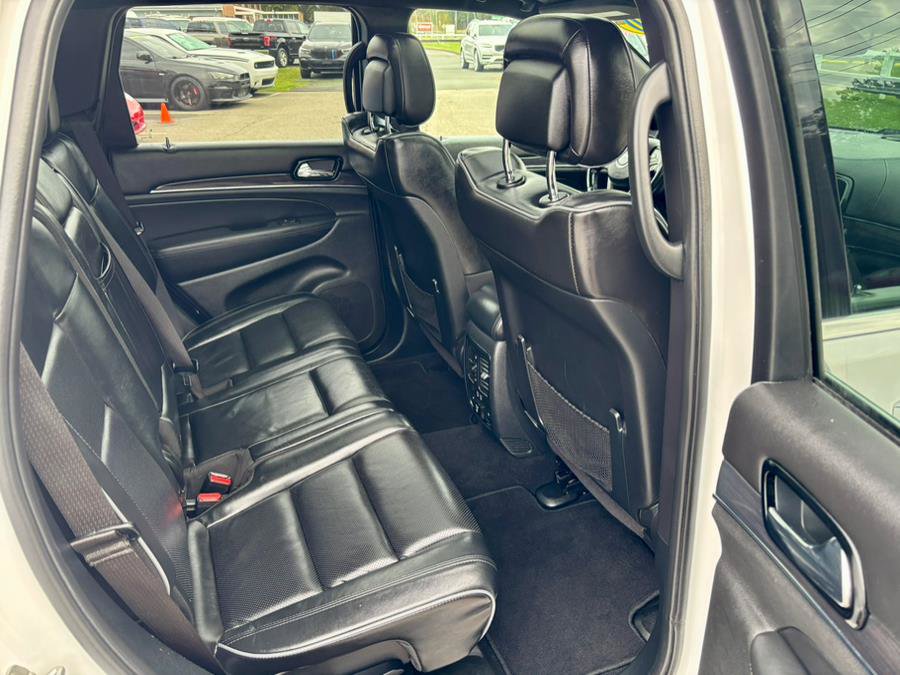 Used 2020 Jeep Grand Cherokee Overland AWD/4WD image 13