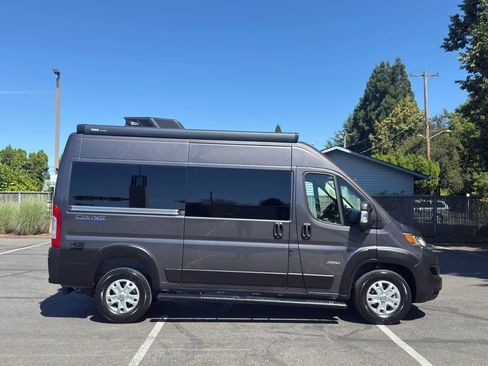Used 2023 RAM ProMaster 1500 w/ Premium Convenience Group (B) FWD image 7
