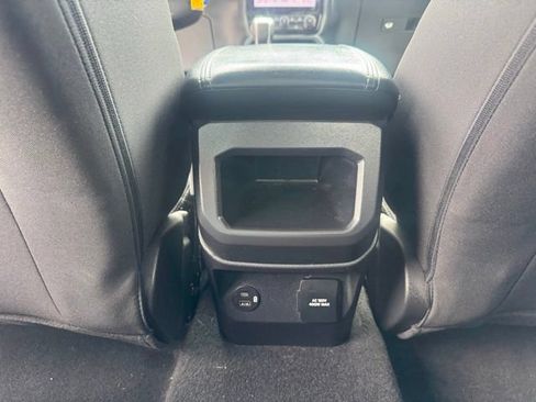 Used 2025 Ford Ranger XLT w/ Equipment Group 301A High AWD/4WD image 31