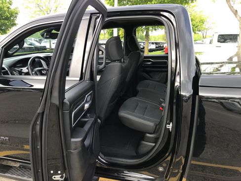 Used 2019 RAM 1500 Big Horn AWD/4WD image 25