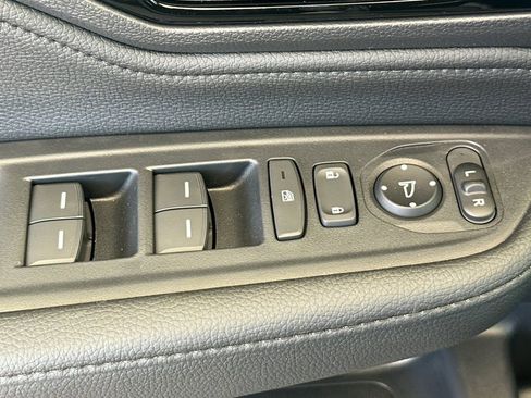 New 2026 Honda Odyssey Touring image 12