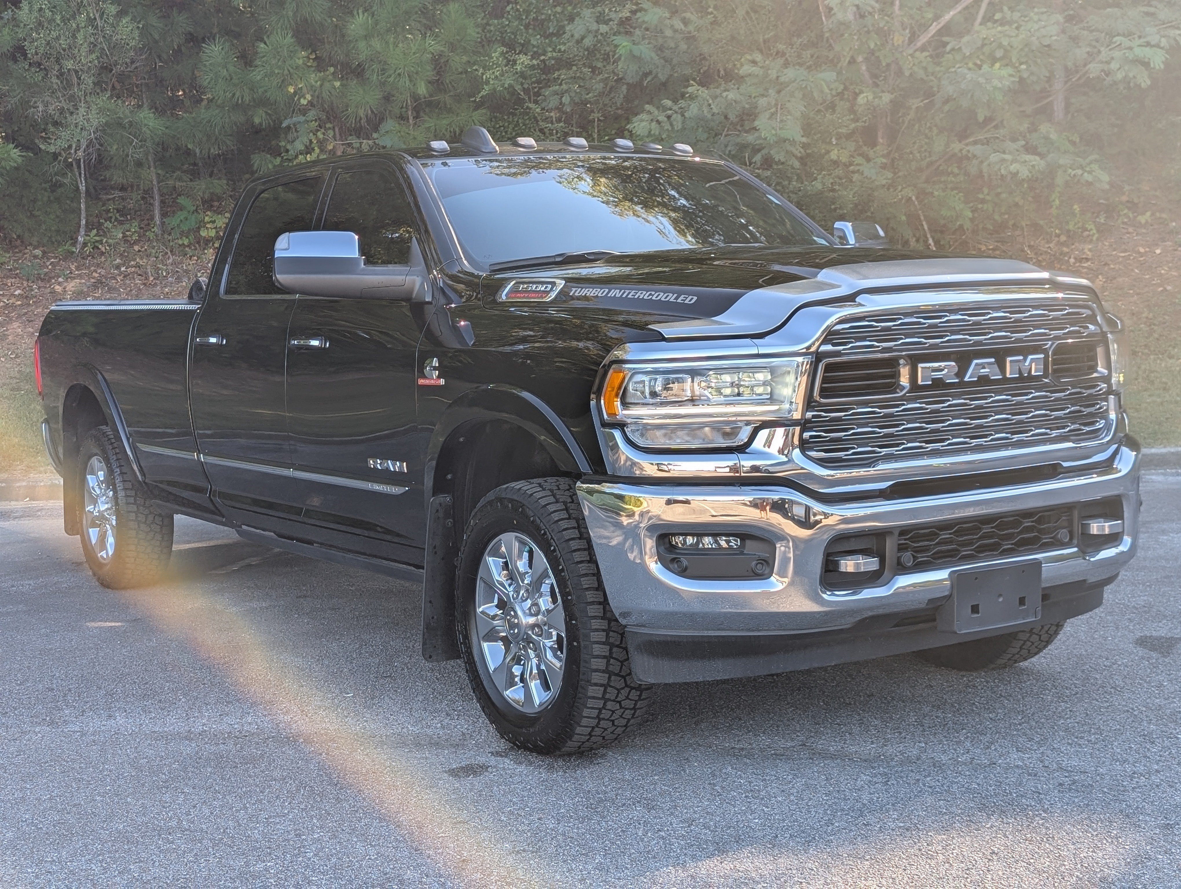 Used 2022 RAM 3500 Limited AWD/4WD image 11