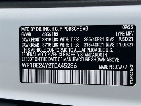 New 2026 Porsche Cayenne Base image 34