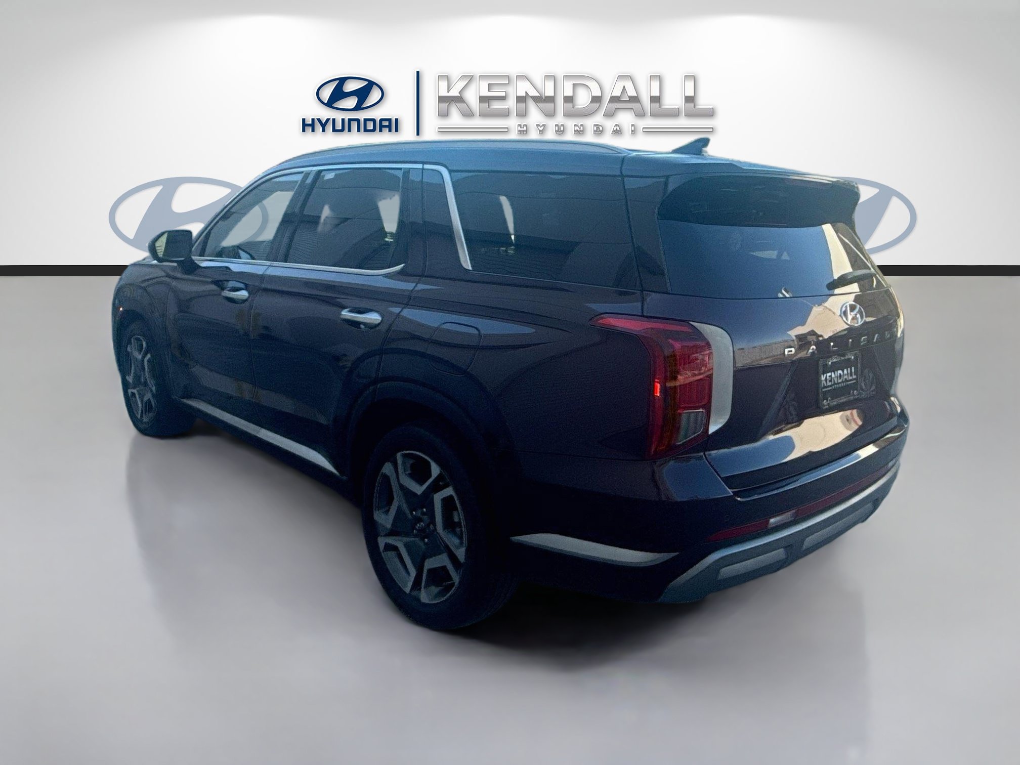 Used 2024 Hyundai Palisade SEL FWD image 4