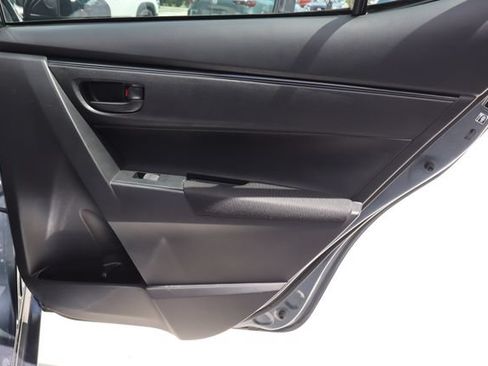 Used 2017 Toyota Corolla L FWD image 27