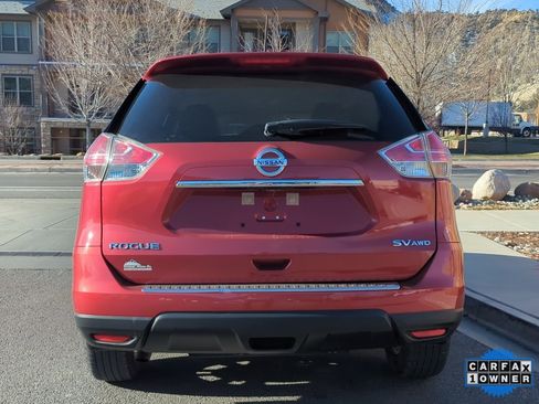 Used 2015 Nissan Rogue SV w/ SV Premium Package image 7