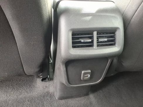 Certified 2022 Chevrolet Equinox LT image 27