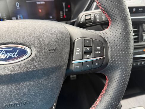 Certified 2023 Ford Escape ST-Line w/ Tech Pack #1 image 15