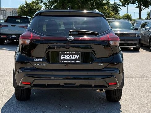 Used 2024 Nissan Kicks SV FWD image 6