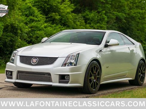 Used 2015 Cadillac CTS V RWD image 23
