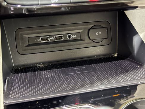 Used 2021 Volkswagen Atlas SEL FWD image 38