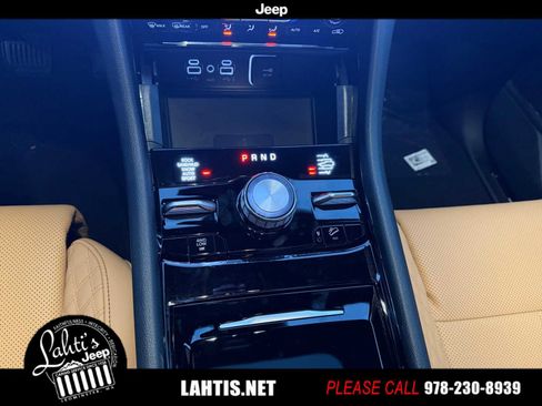 New 2025 Jeep Grand Cherokee L Summit image 9
